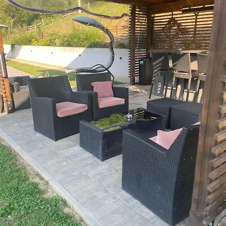 Apartment Maslina *
