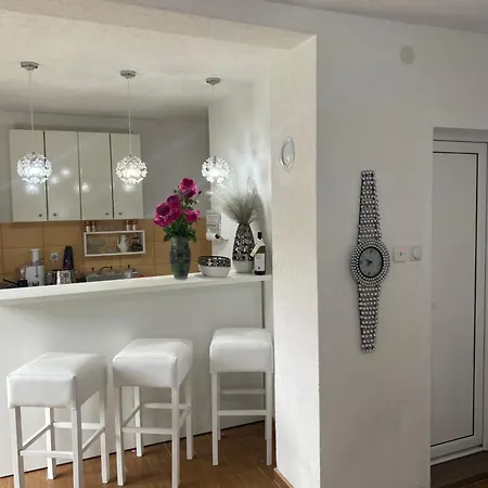 Maslina Apartment *